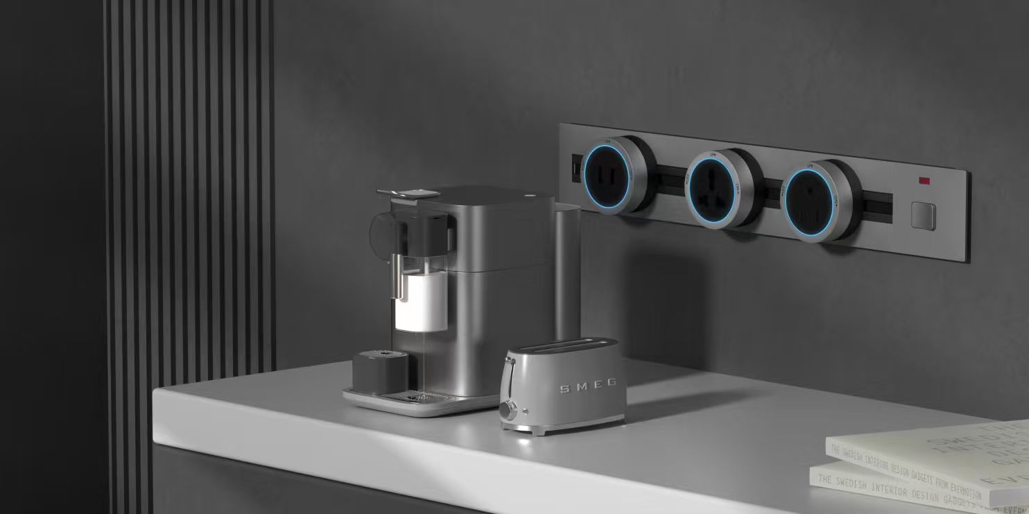 What is a Sliding Power Track Socket?