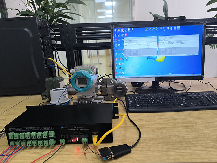 SM100-M-16 用於與各種品牌的 HART 發射器進行通訊。