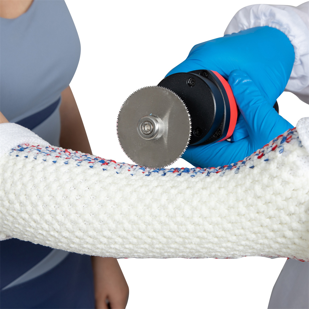 How Plaster Cutter Works?