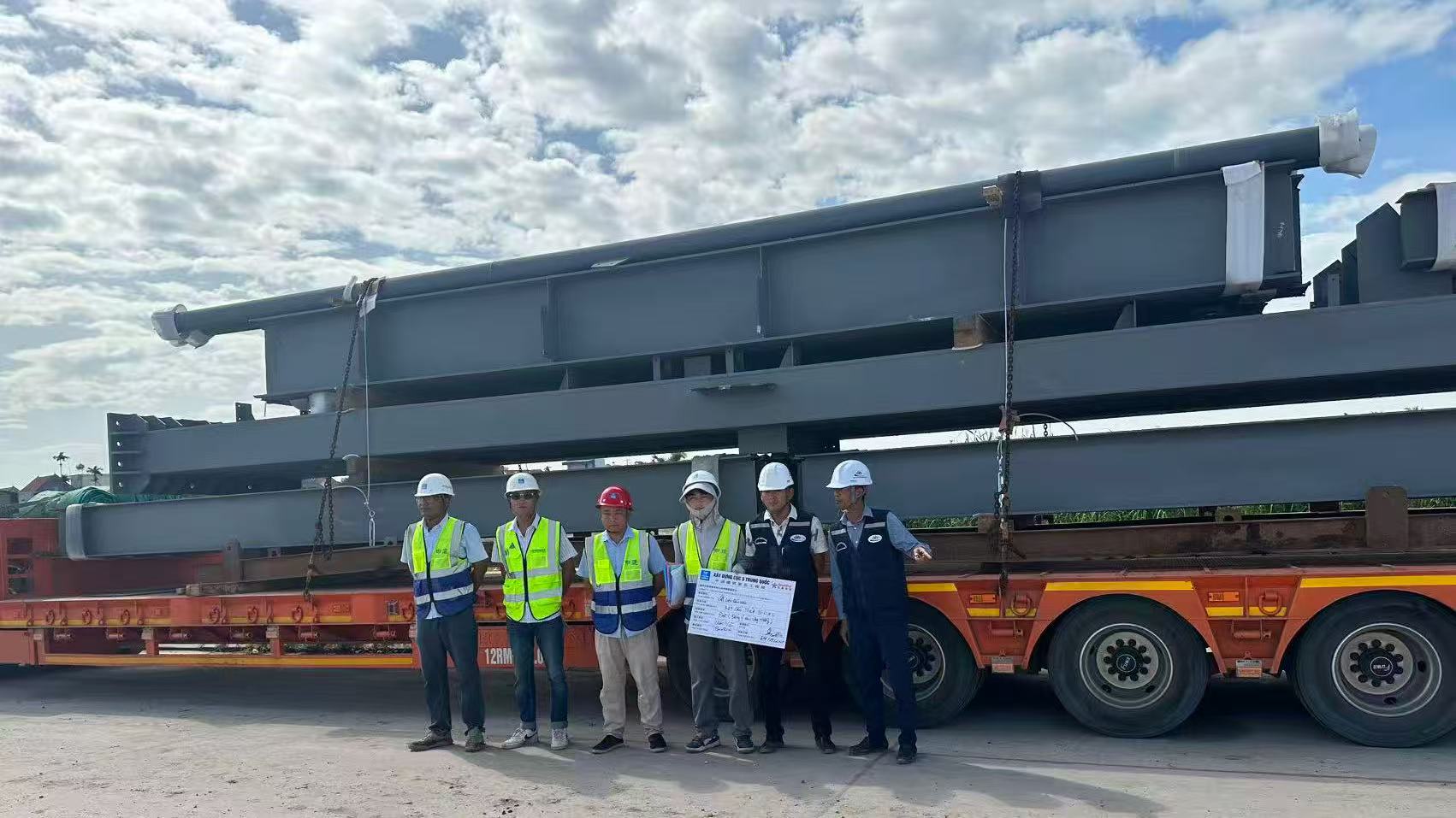Vietnam Steel Structure Project by VICDOWEX | 4,000 Tons Supplied for Juxing Intelligent Phase IV