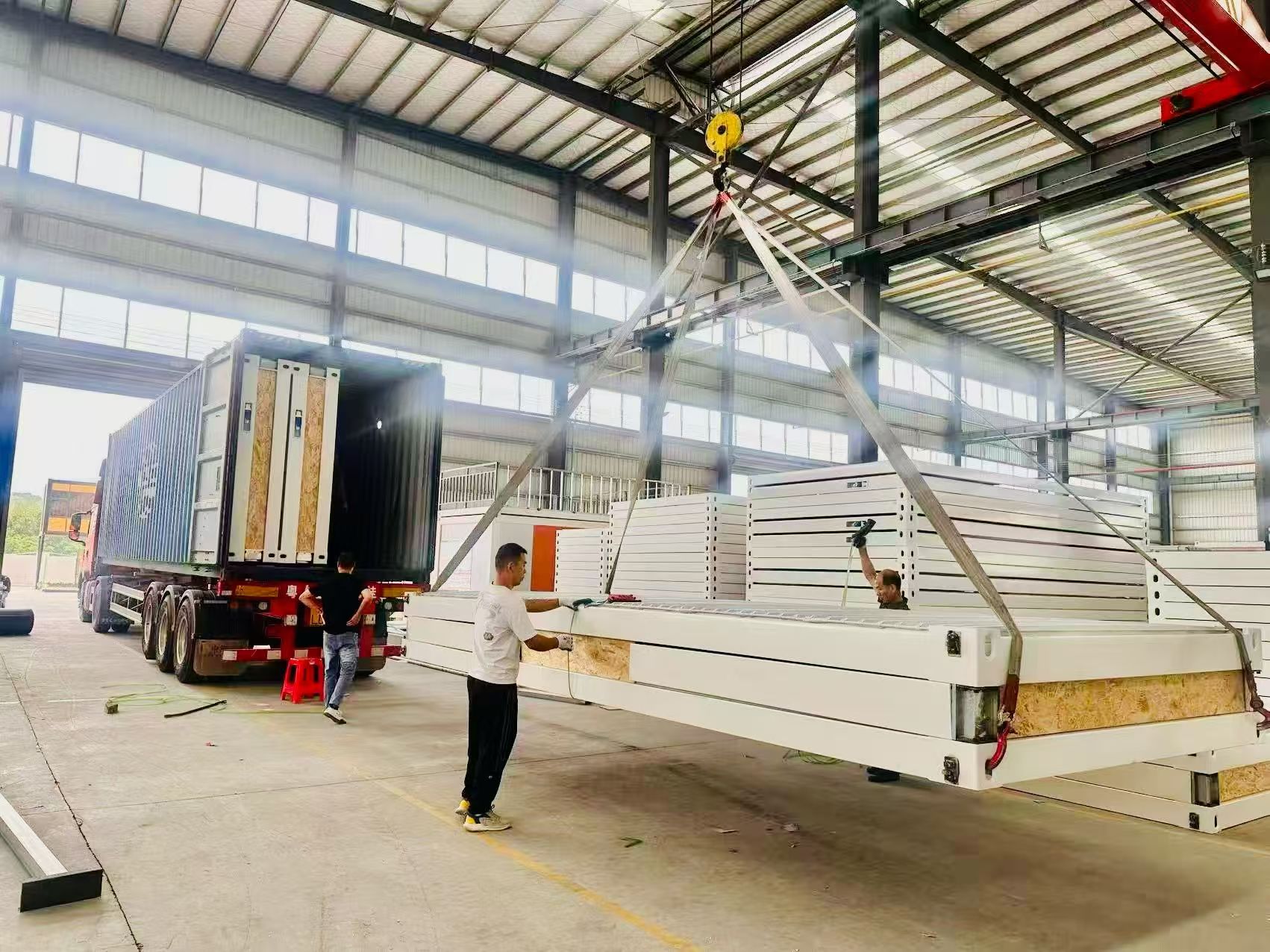 vicdowex-folding-container-houses-ready-for-africa-shipment-03.jpg
