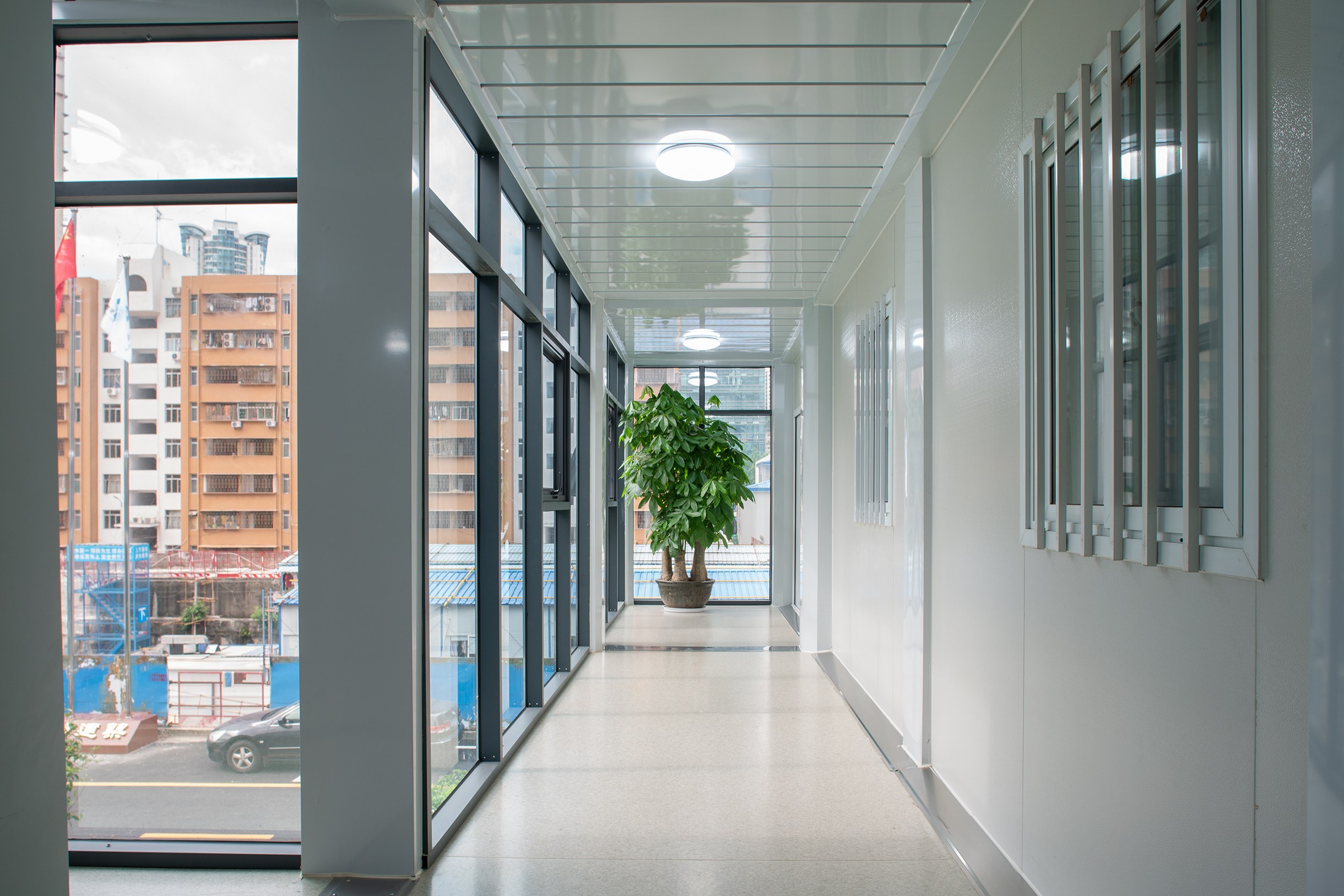 modular-mining-camp-interior-worker-accommodation-room. (3).jpg