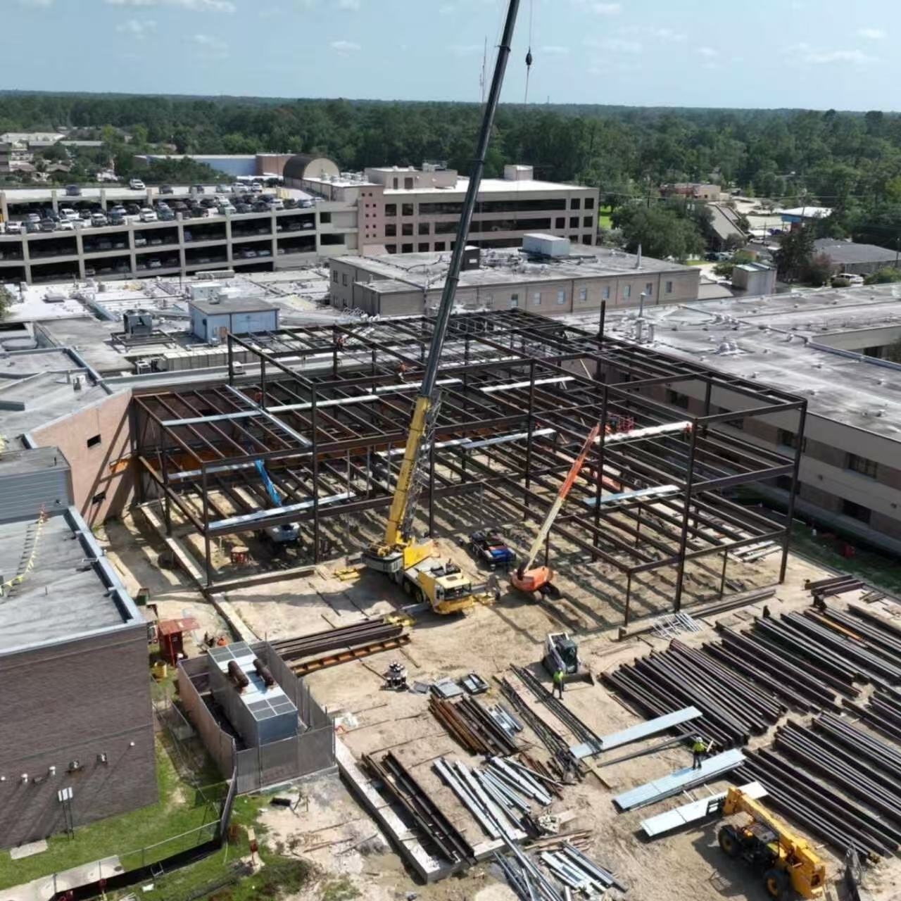 steel-structure-hospital-installation.jpg (3).jpg