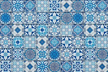 Square Tiles with Print: Universal Design with a Variety of Patterns
