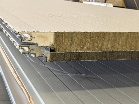 PU-Edge Sealed Rock Wool Sandwich Panel (2).png