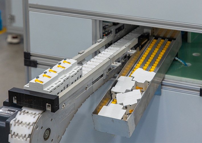 How PXB9 MCB Ensures Electrical Safety? | Industrial Circuit Breaker