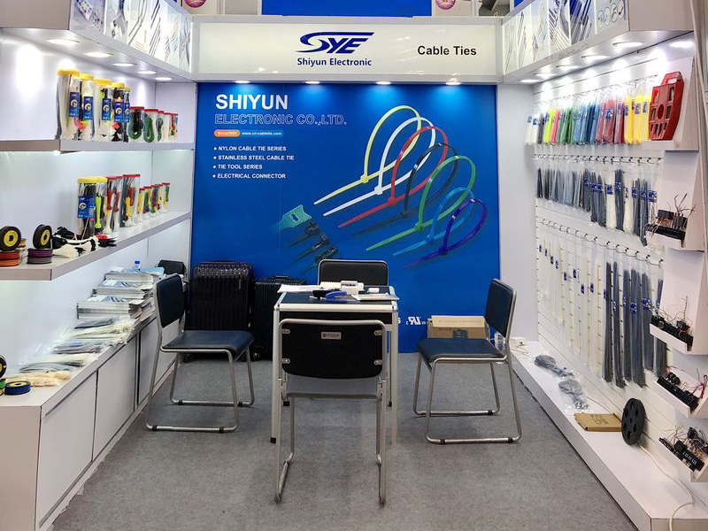 Canton-Fair-Boothcux