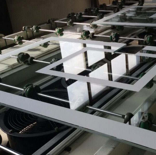 Košarkarska tabla iz kaljenega stekla