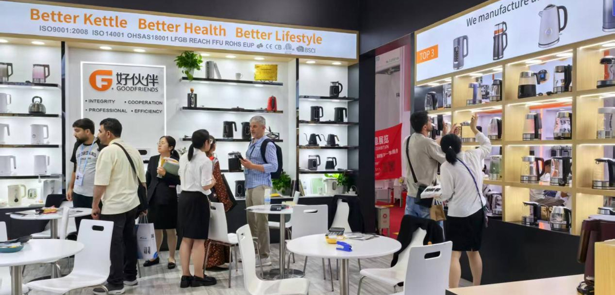 Ningbo-Goodfriends-Excels-at-138th-Canton-Fair-with-Electric-Kettle-Showcase3.jpg