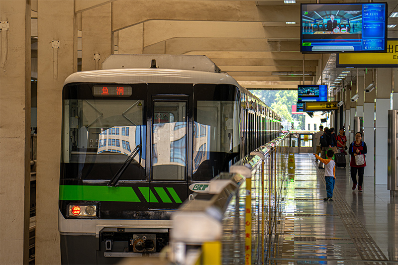 Metro DAS (Distributed Antenna System)