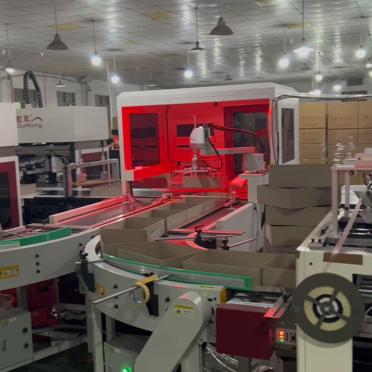 Modular Box Making Machine Line with 1050 Vision Positioning System | Corner Folding Line for Packaging Factory Space Saving Solution