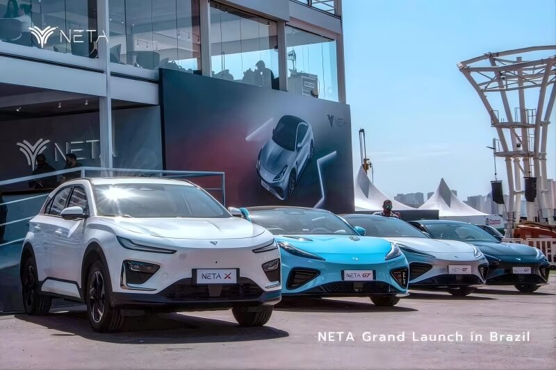 Customers from the Middle East visited the NETA brand electric vehicle and market analysis seminar.