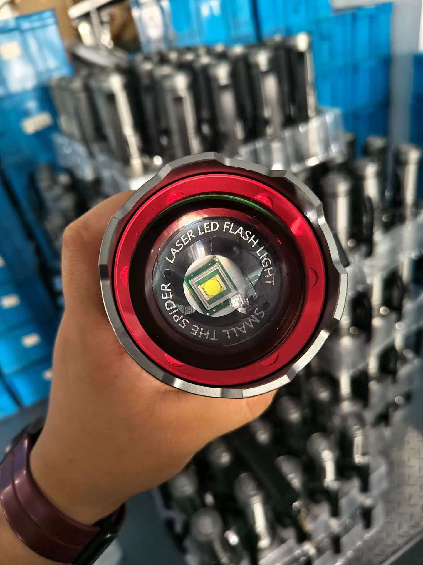 Resolving the UI Paradox: Bridging One-Touch Turbo/Strobe with Multi-Level Stepped Dimming in Next-Gen Flashlights