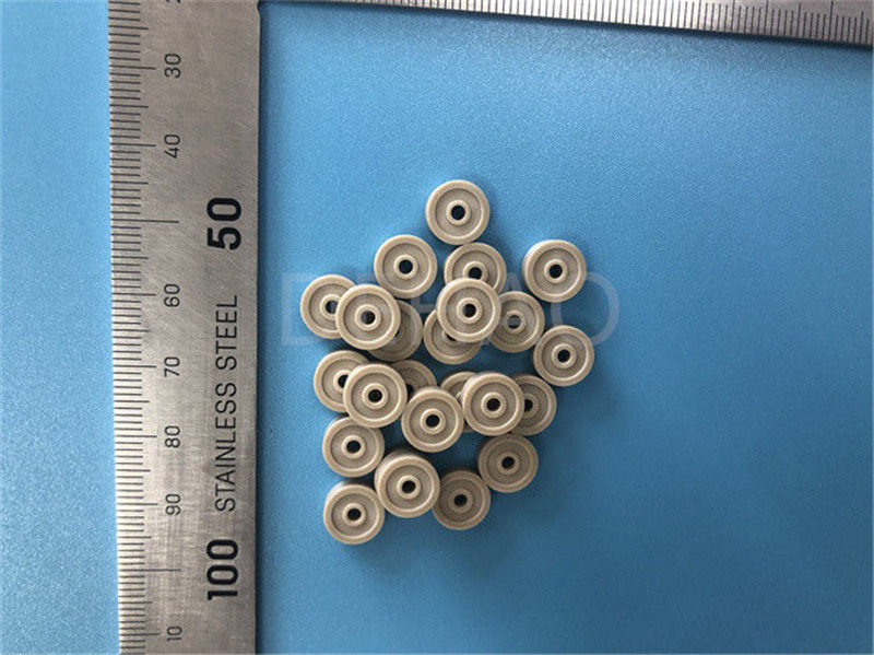 High-Performance PEEK RF Connectors 3.5mm, 2.92mm, 2.4mm, 1.85mm & 1 (2).jpg