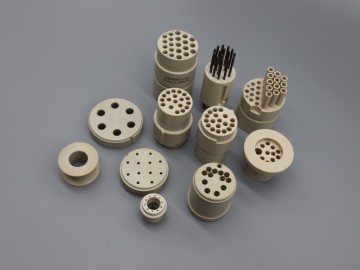 PEEK Insulators for Medical Connectors