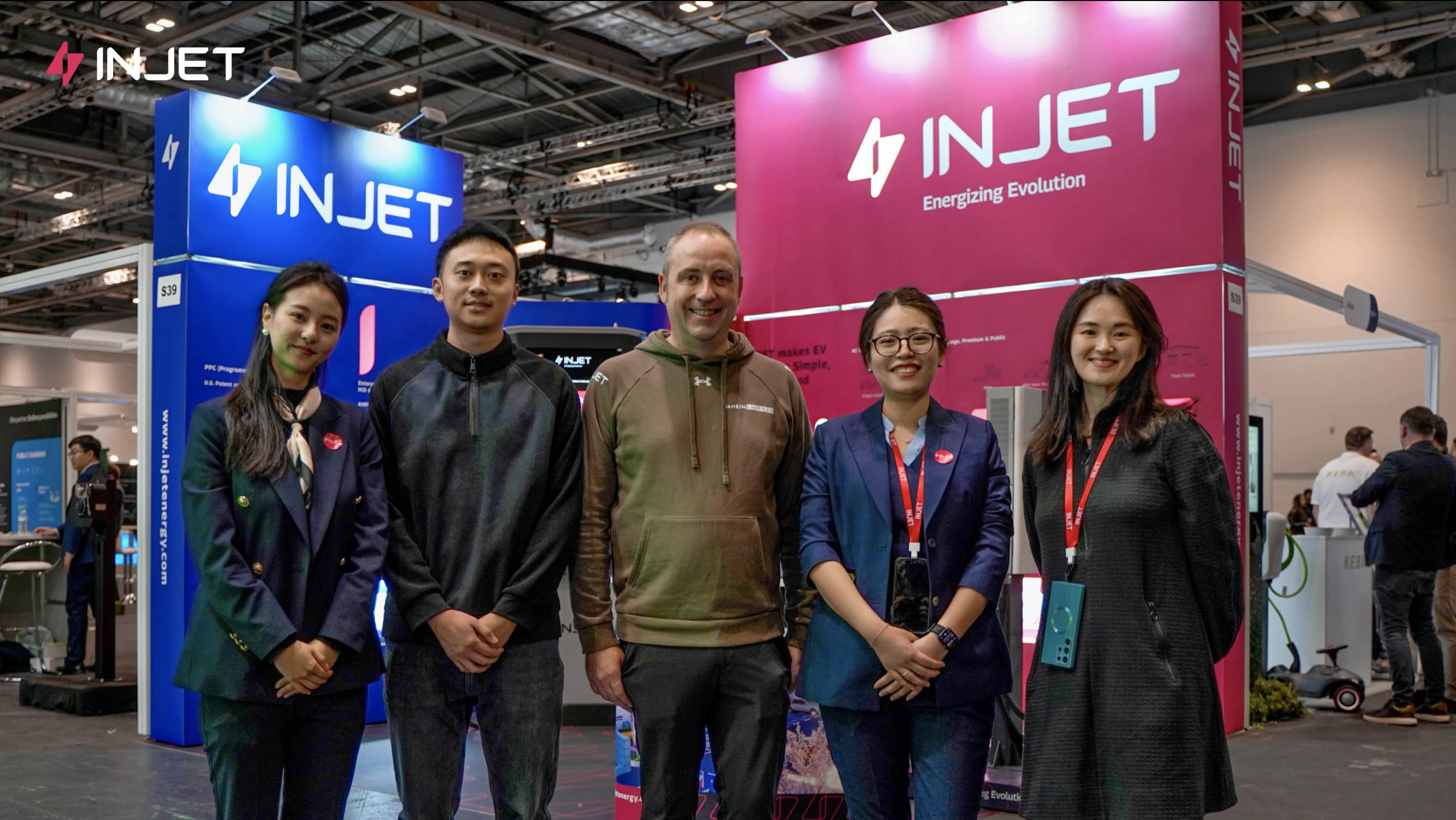 Injet New Energy's team on the London EV Show.jpg