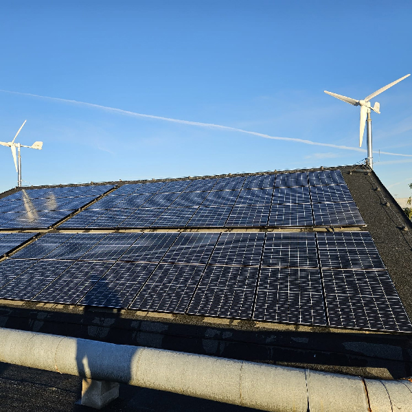 Horizontal-Axis-Wind-Turbine6