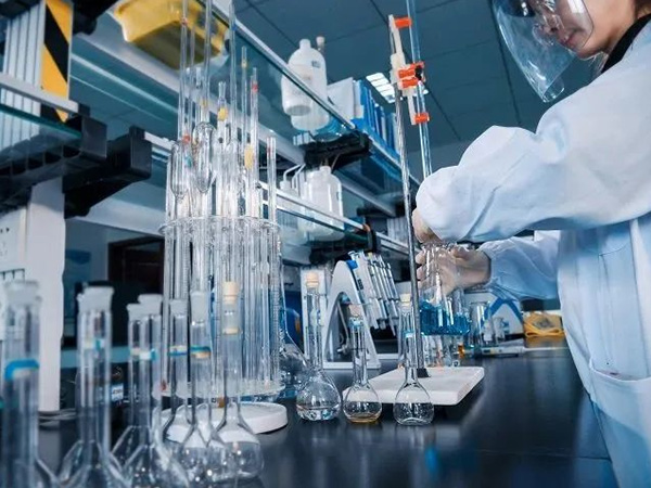 Why Is Proper Gas Distribution Important for Optimizing Laboratory Operations