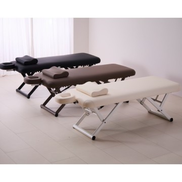 Hochwertige, klappbare Massageliege mit komfortabler, weicher und höhenverstellbarer Liegefläche