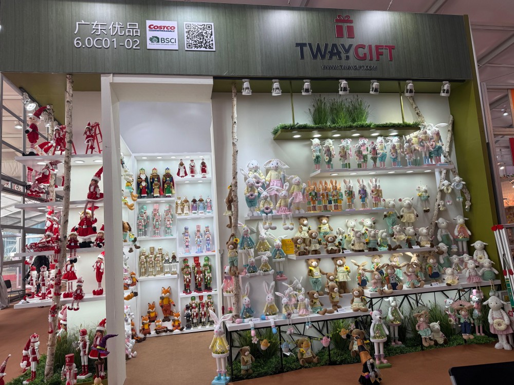 Christmas decor collection by Tway Gifts