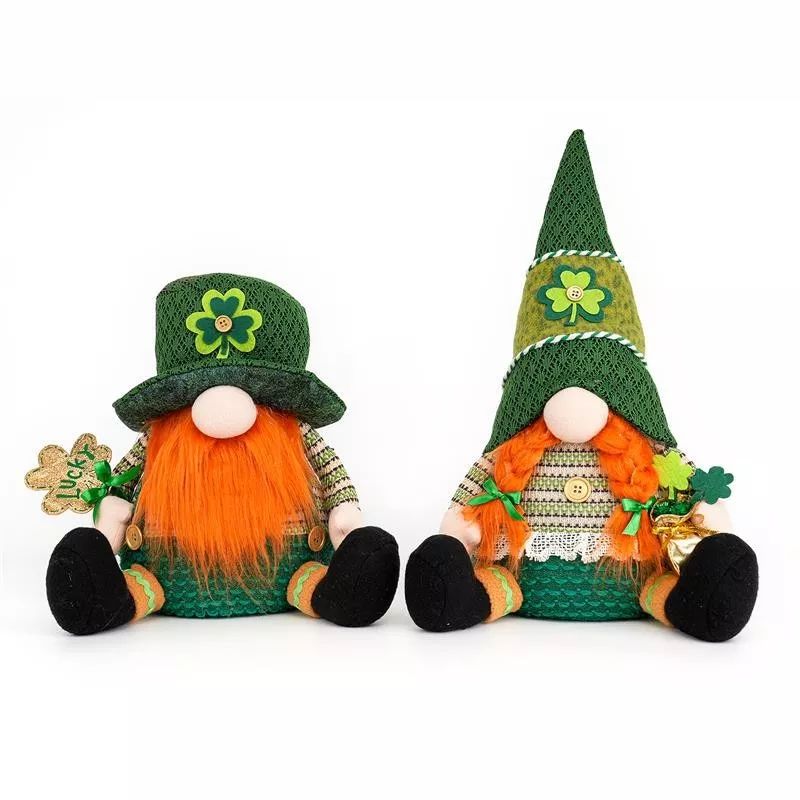 Gnome assis de 28/40 cm avec lumière chaude