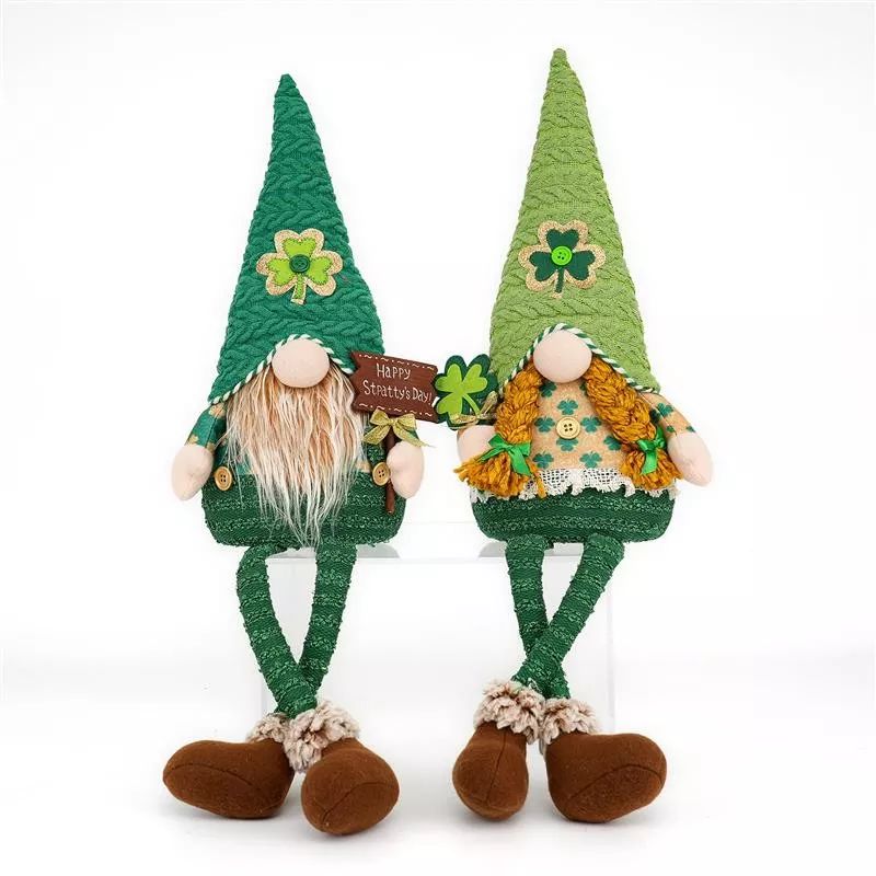 Gnome à pattes pendantes de 61 cm avec lumière chaude