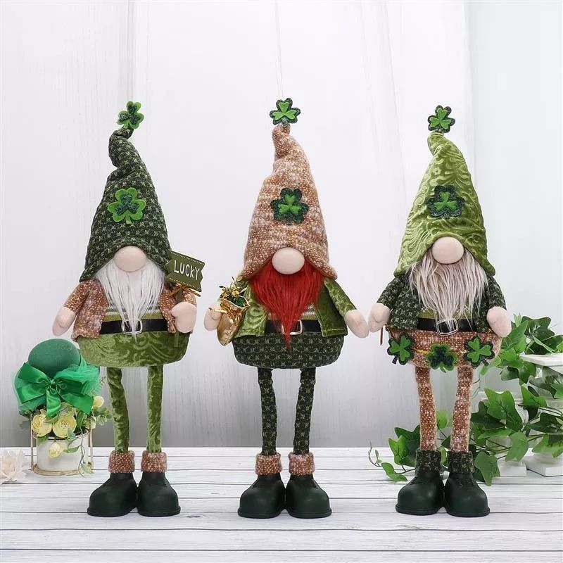 Gnome debout de 58 cm avec lumière chaude