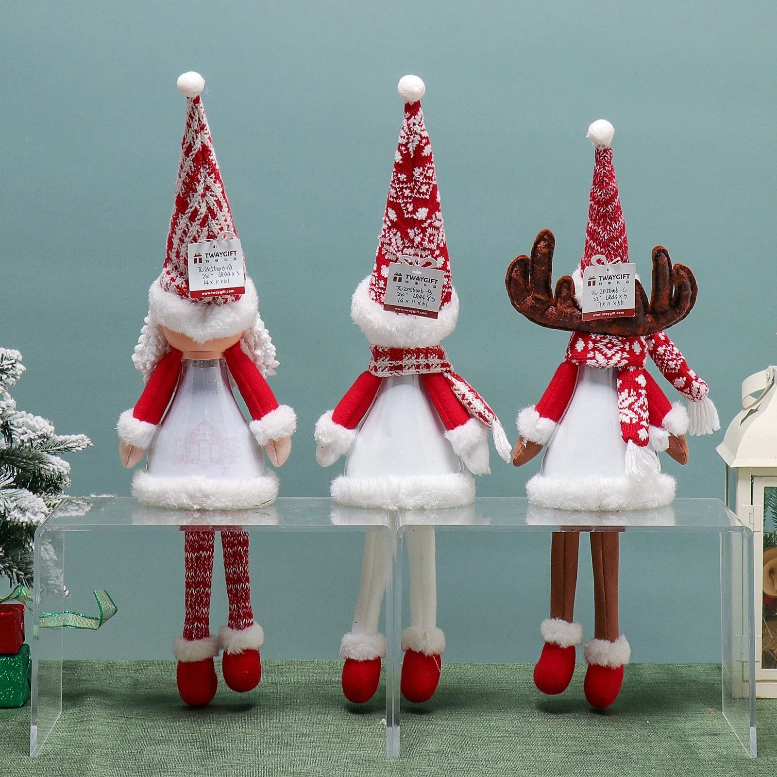 Père Noël, bonhomme de neige et cerf à pattes pendantes (24"/22") avec lumière chaude