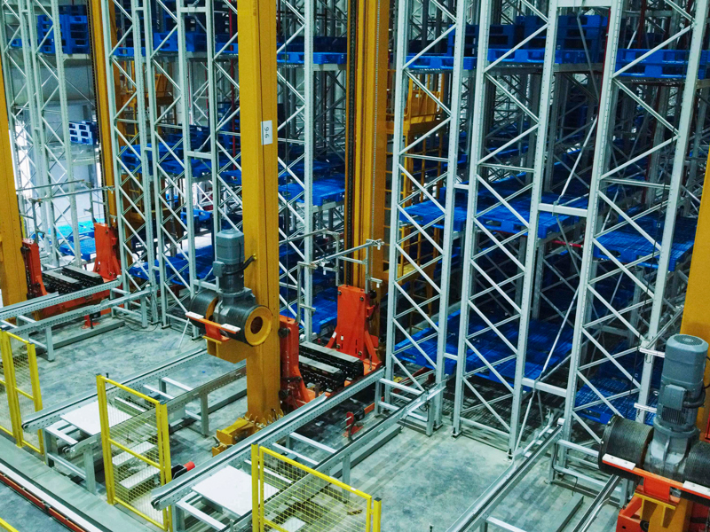 2026 Guide to Choosing a Stacker Crane Manufacturer for AS/RS Warehouses?