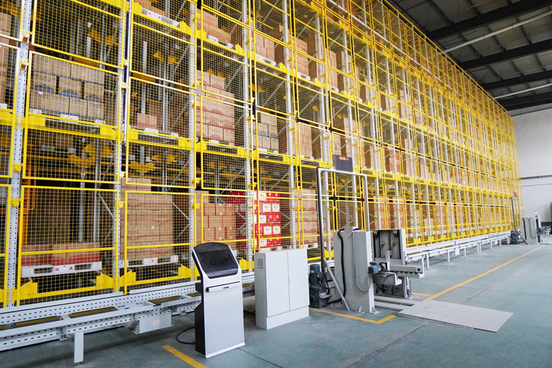 High-Throughput-Beverage-Warehouse-—-Over-50,000-Cases-Shipped-Daily1