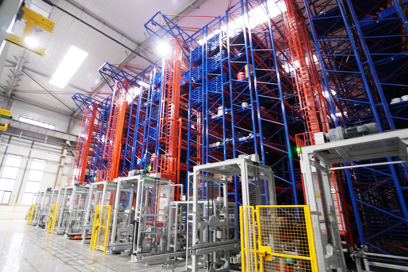 Stacker-Crane-AS-RS-Unlocks-Energy-Warehousing-Challenges2