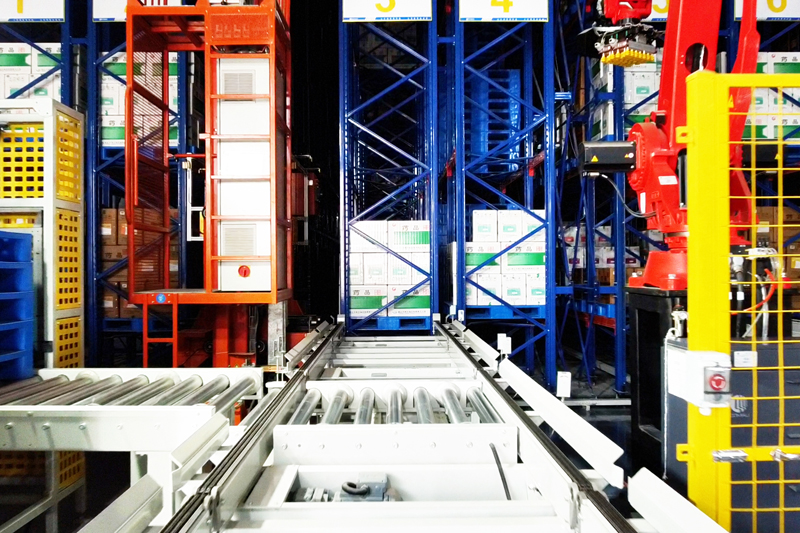 High-Density,-High-Throughput-Pharmaceutical-Warehousing3