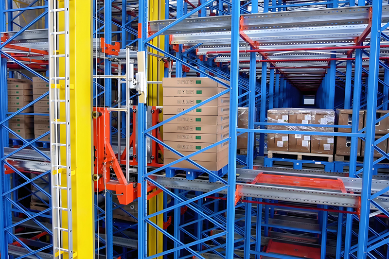 Stacker-Crane-+-Shuttle-Robots-Empower-High-Value-Material-Storage4
