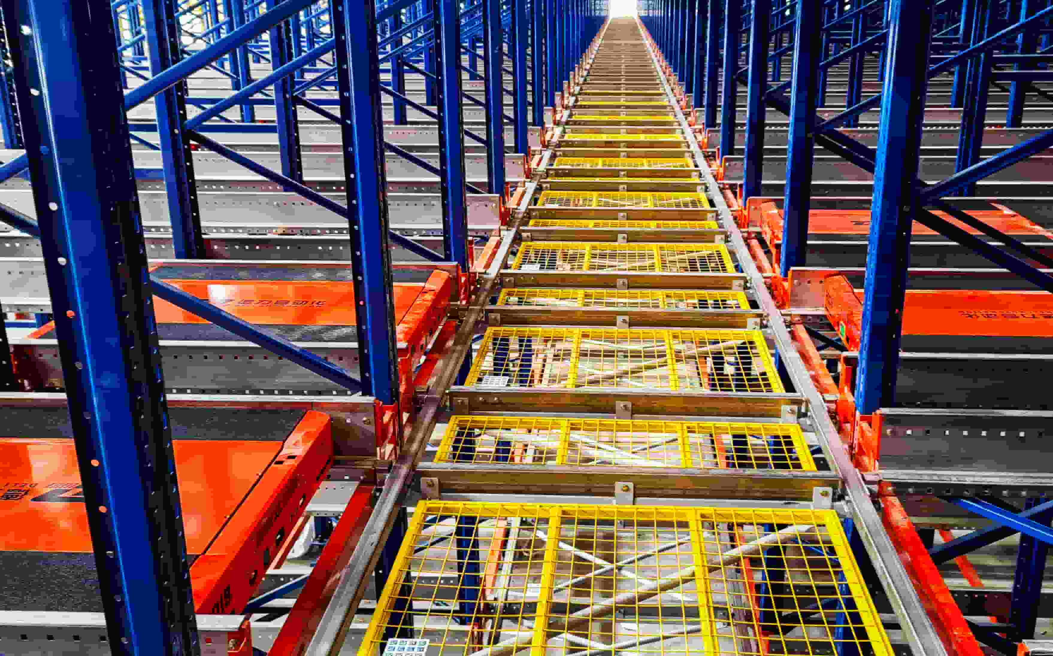 A High-Density 4-Way Shuttle AS/RS for Cathode Material Warehousing