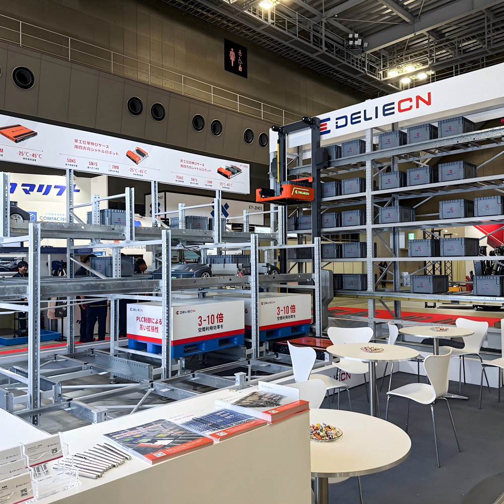 Una exposición, tres stands: los robots de transporte de palés de DELIECN captan la atención en Logis-Tech Tokyo 2026.