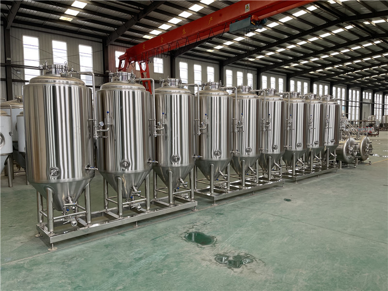500L Fermentation Tank In UK 01