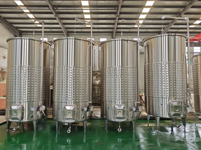 Floating Lid tank10