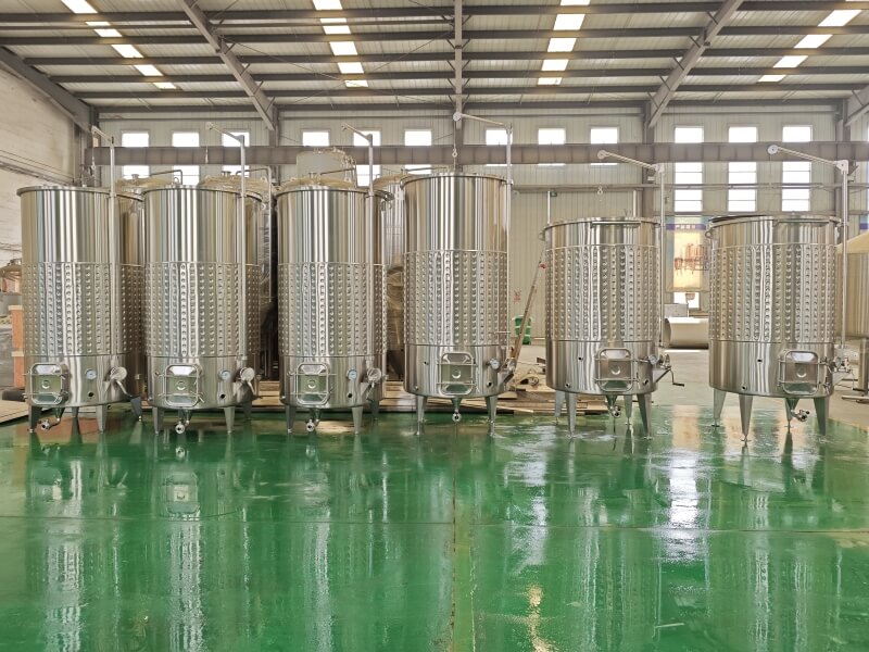 Floating Lid tank15