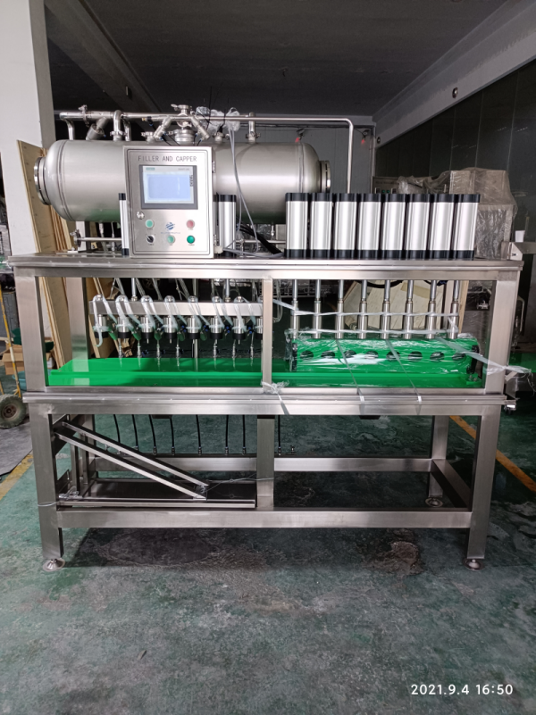 our state-of-the-art Semi Filler Bottle Filler and Capper Machines