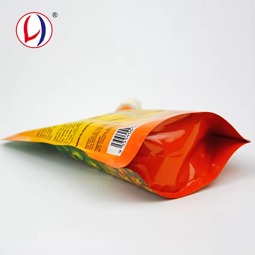 BRC Certified OEM Printing Logo Pineapple Chilli Sauce Packaging Pouch Sauce Spout Bag (3)qa0