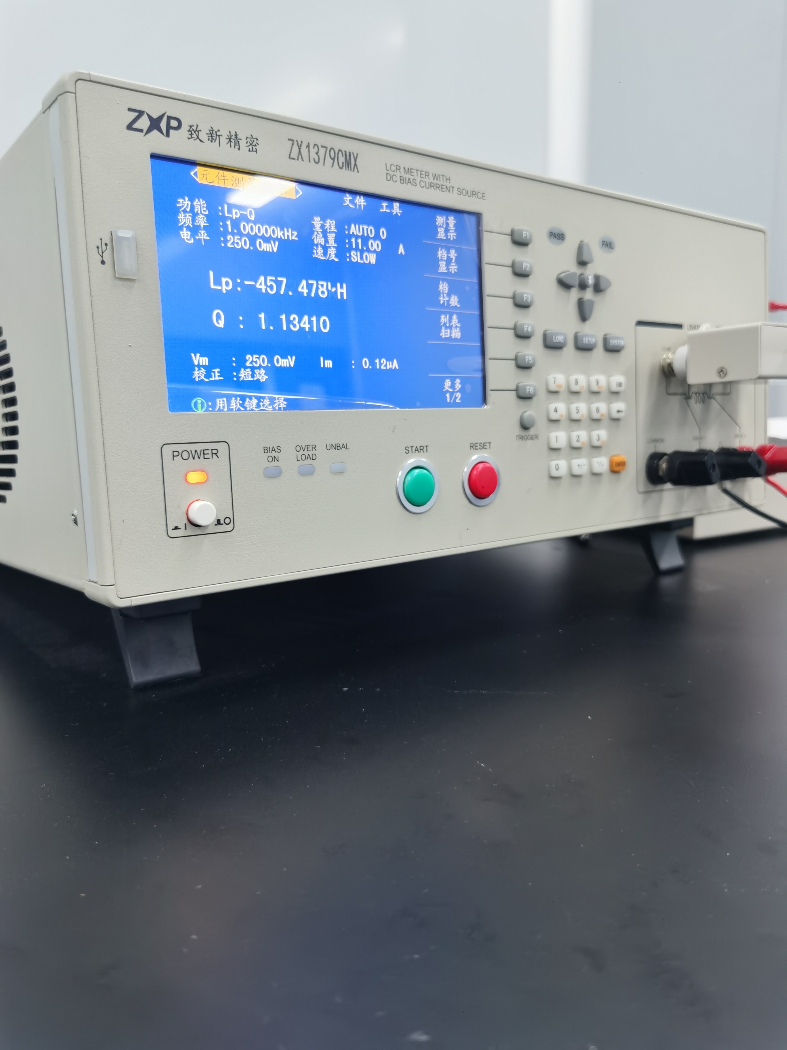 1to4 Power Splitter: Optimizing Signal Distribution for Multiple Devices