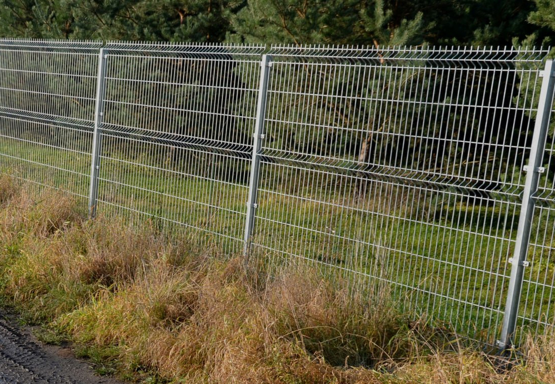 mesh wire for fence