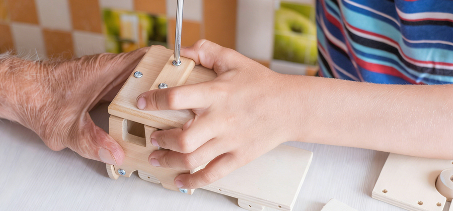 Assembling architectural models