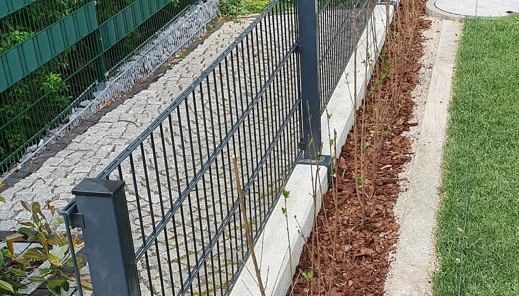Fence Mesh for Residential & Landscape Gardening