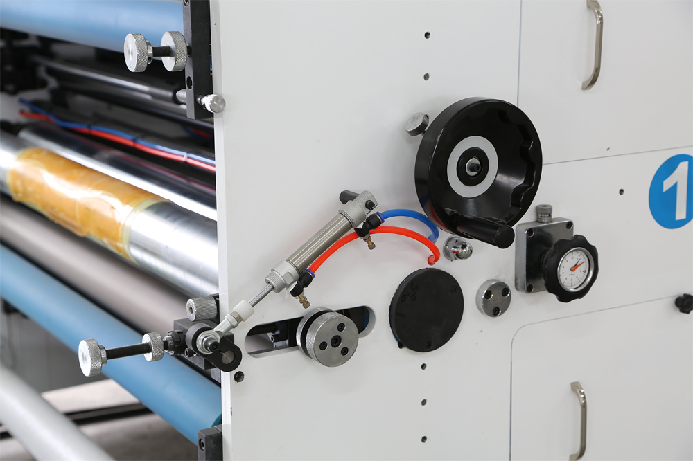 RY-1200 4-Color Stack Type Flexographic Printing M01