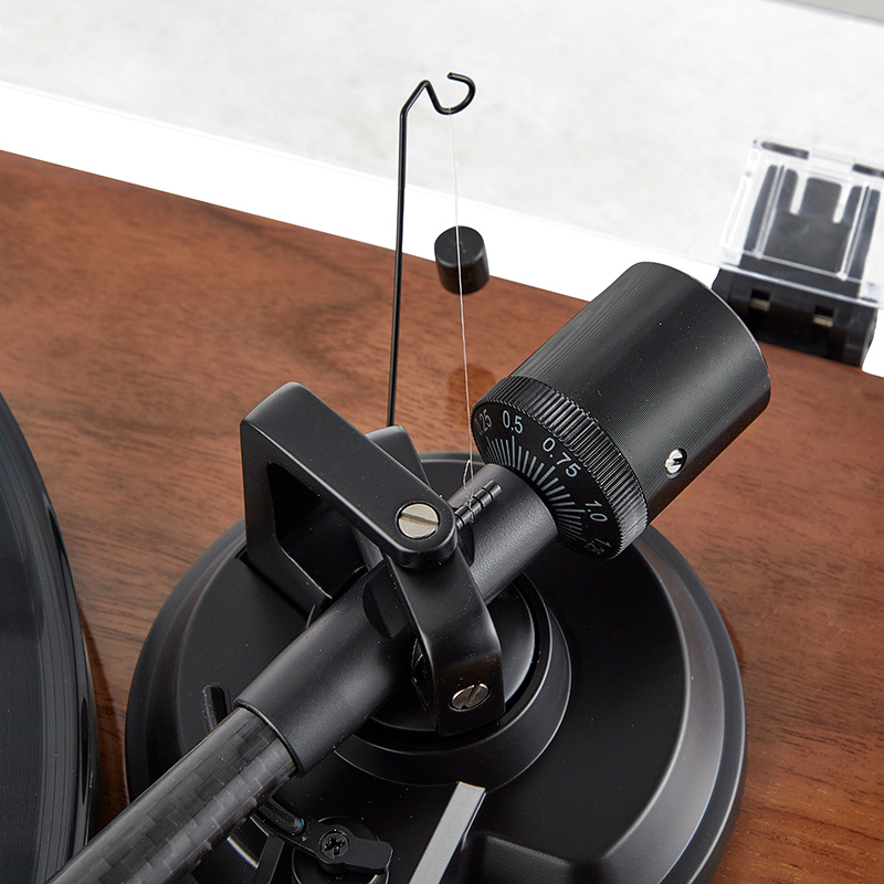 HP-H005-TURNTABLE-PLAYER5.jpg