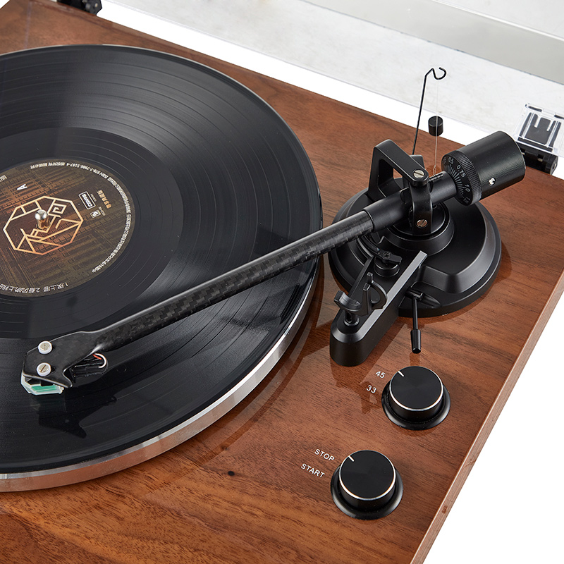 HP-H005-TURNTABLE-PLAYER6.jpg