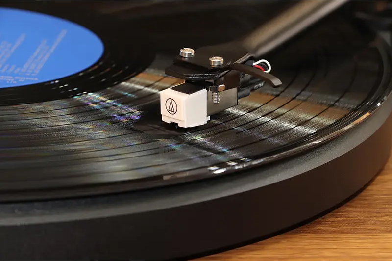 hp-h007-record-player-with-external-speakers-4