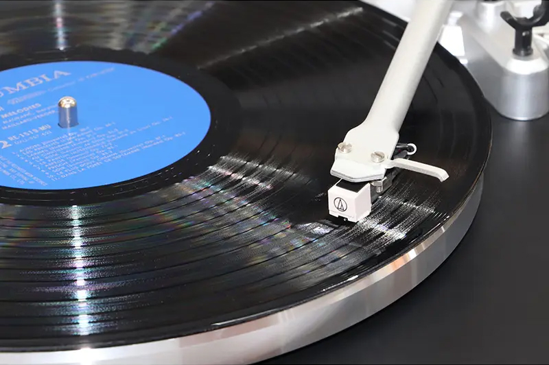 hp-h017-turntable-player-3