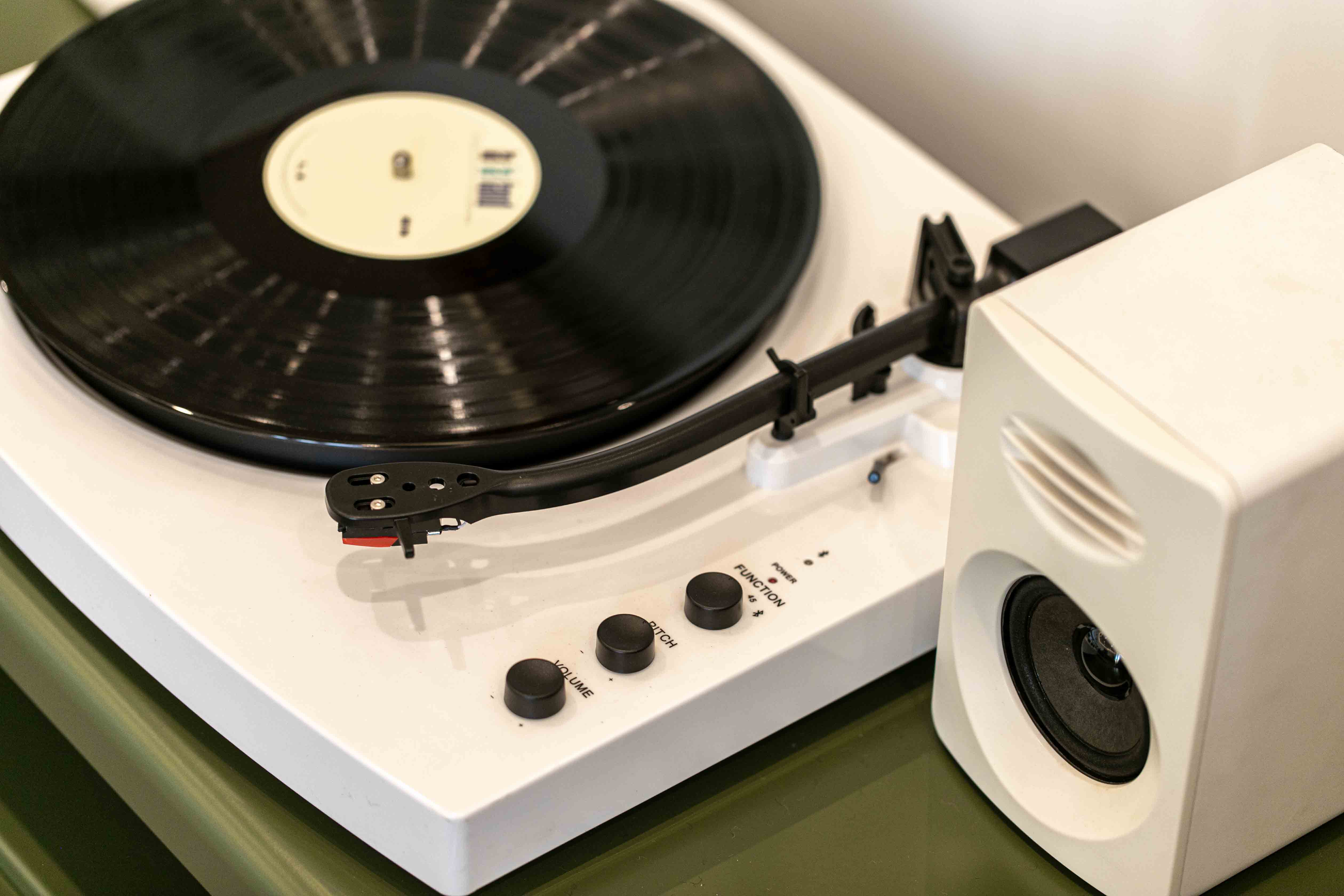 HP-TT71BHK VINYL RECORD PLAYER (5)
